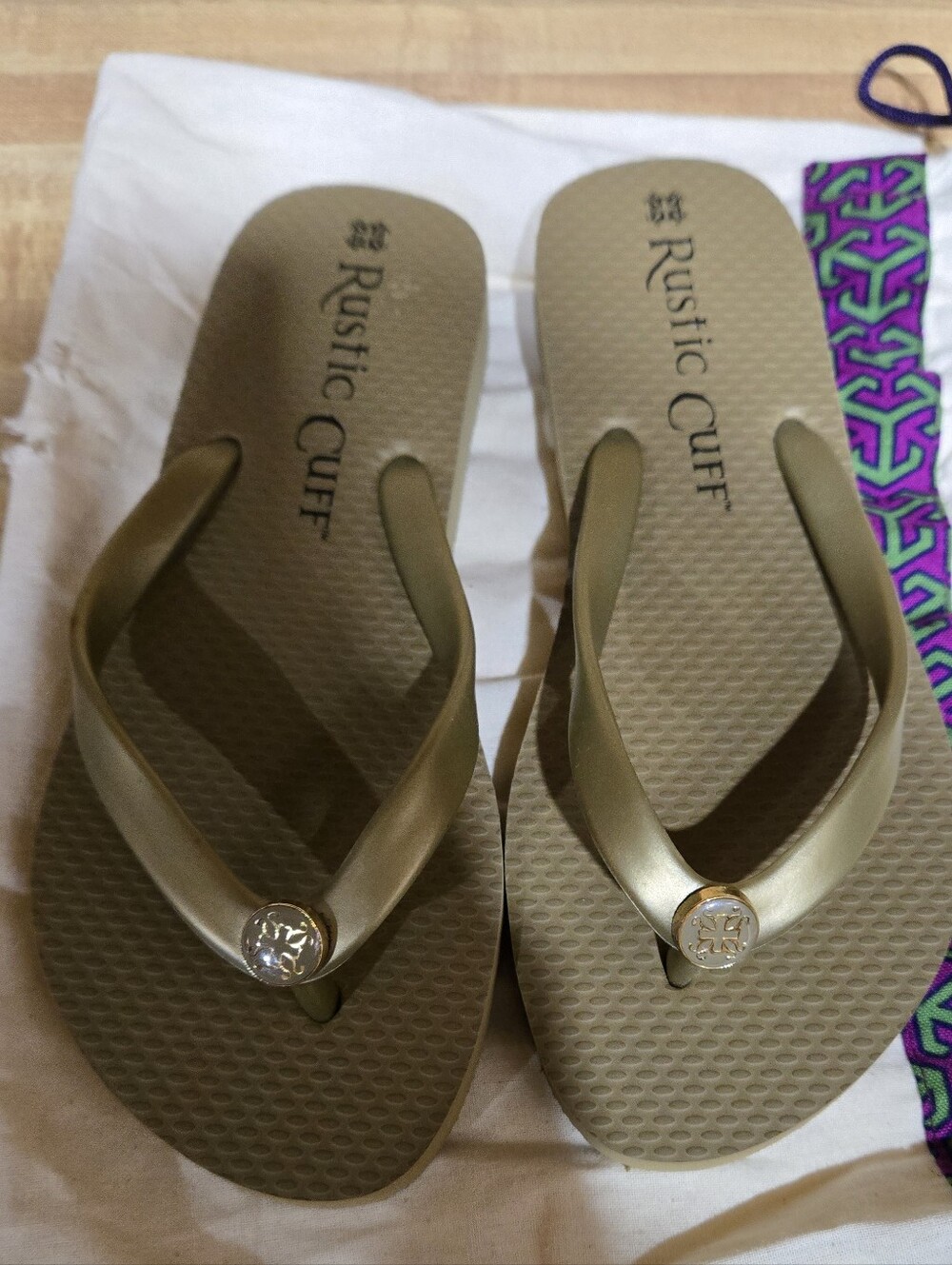New! Rustic Cuff Gold Flip Flop Sandals